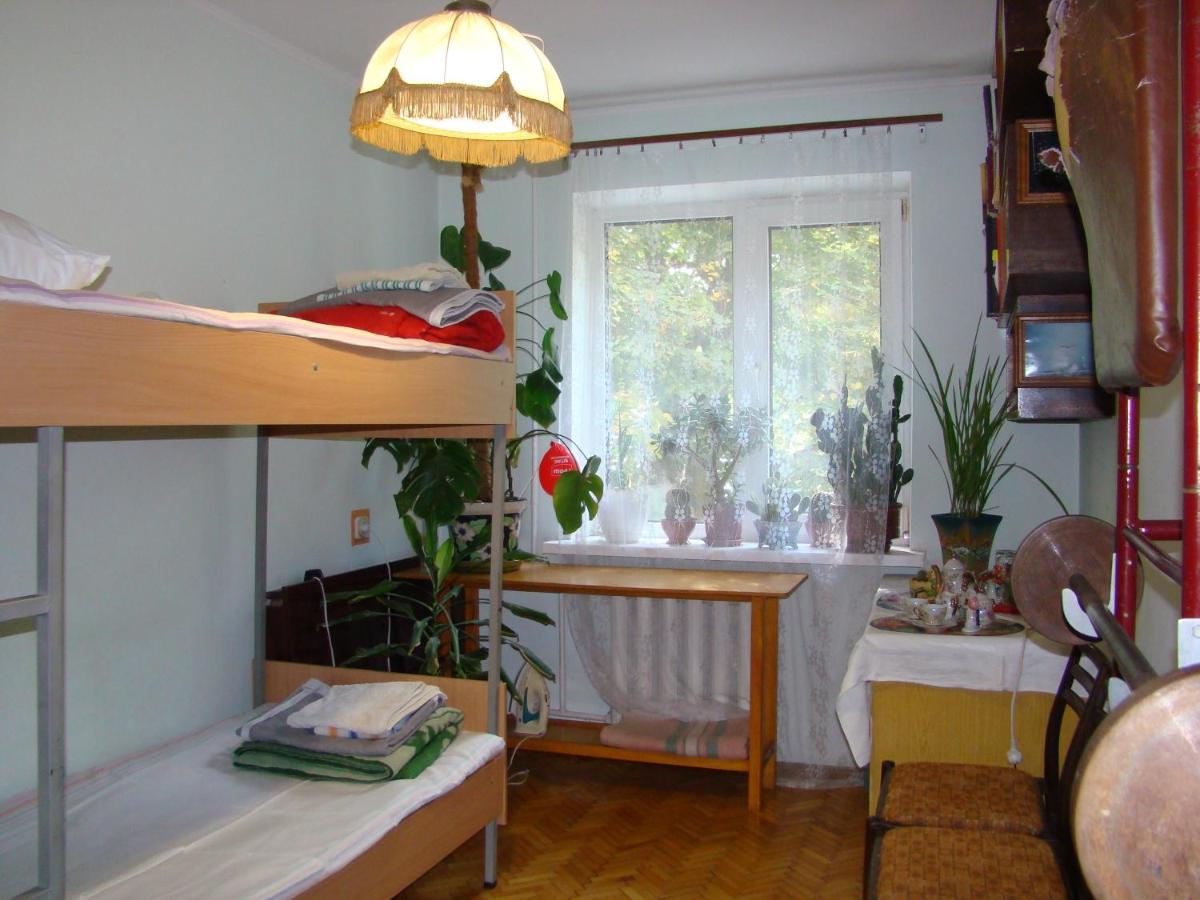 очень уютная, тихая, єко комната с видом на сад Homestay *
